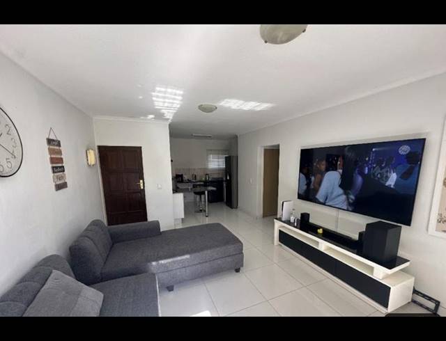 2 BEDROOM APARTMENT FOR SALE IN WITFIELD